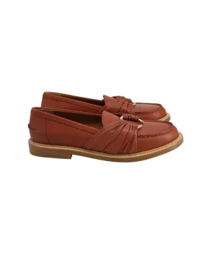 Chloé C Flat Loafers In Brown Leather