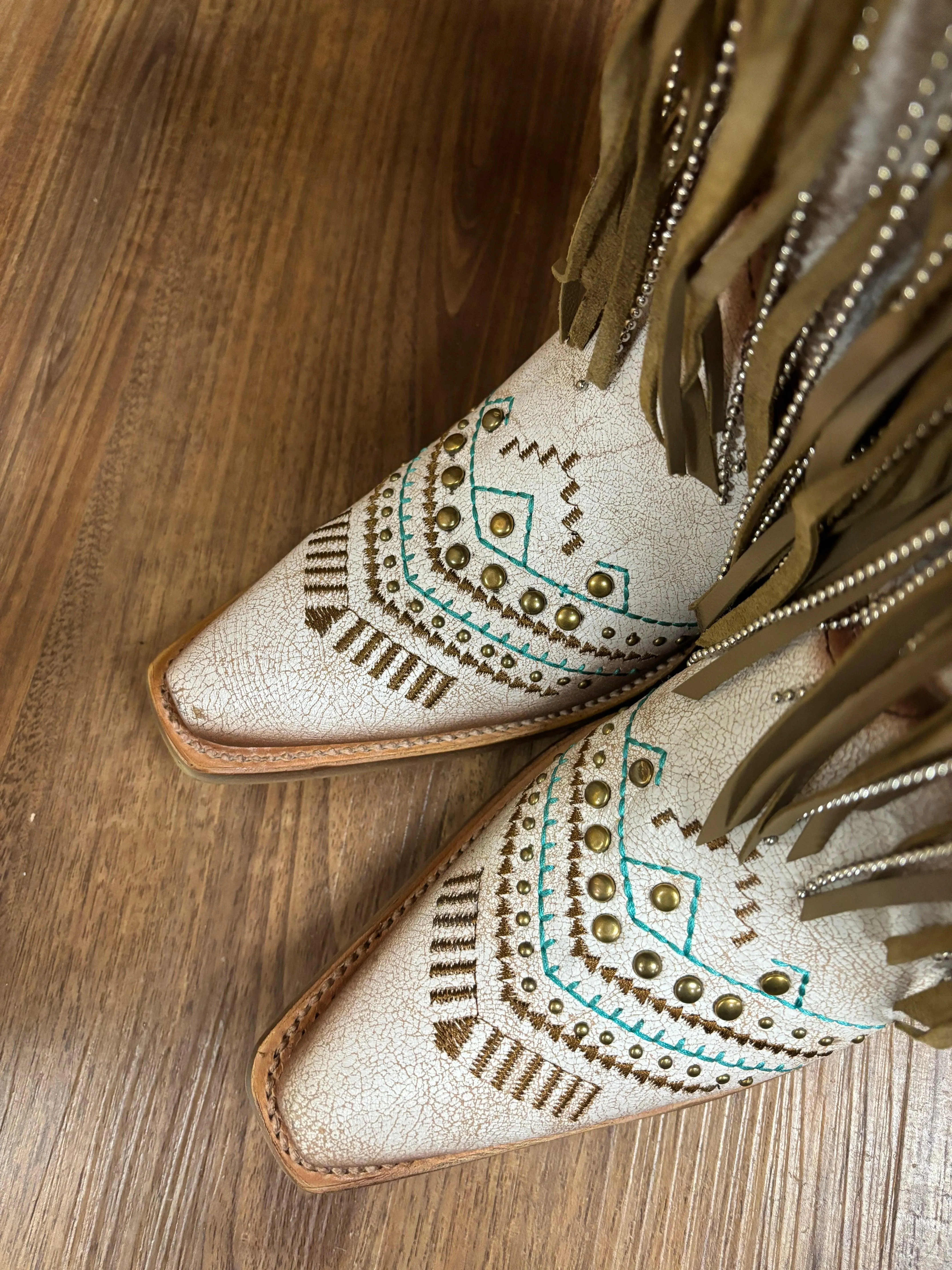 Corral Women's Beige Eagle Crystals & Studs Fringe Snip Toe Cowgirl Boots C4088