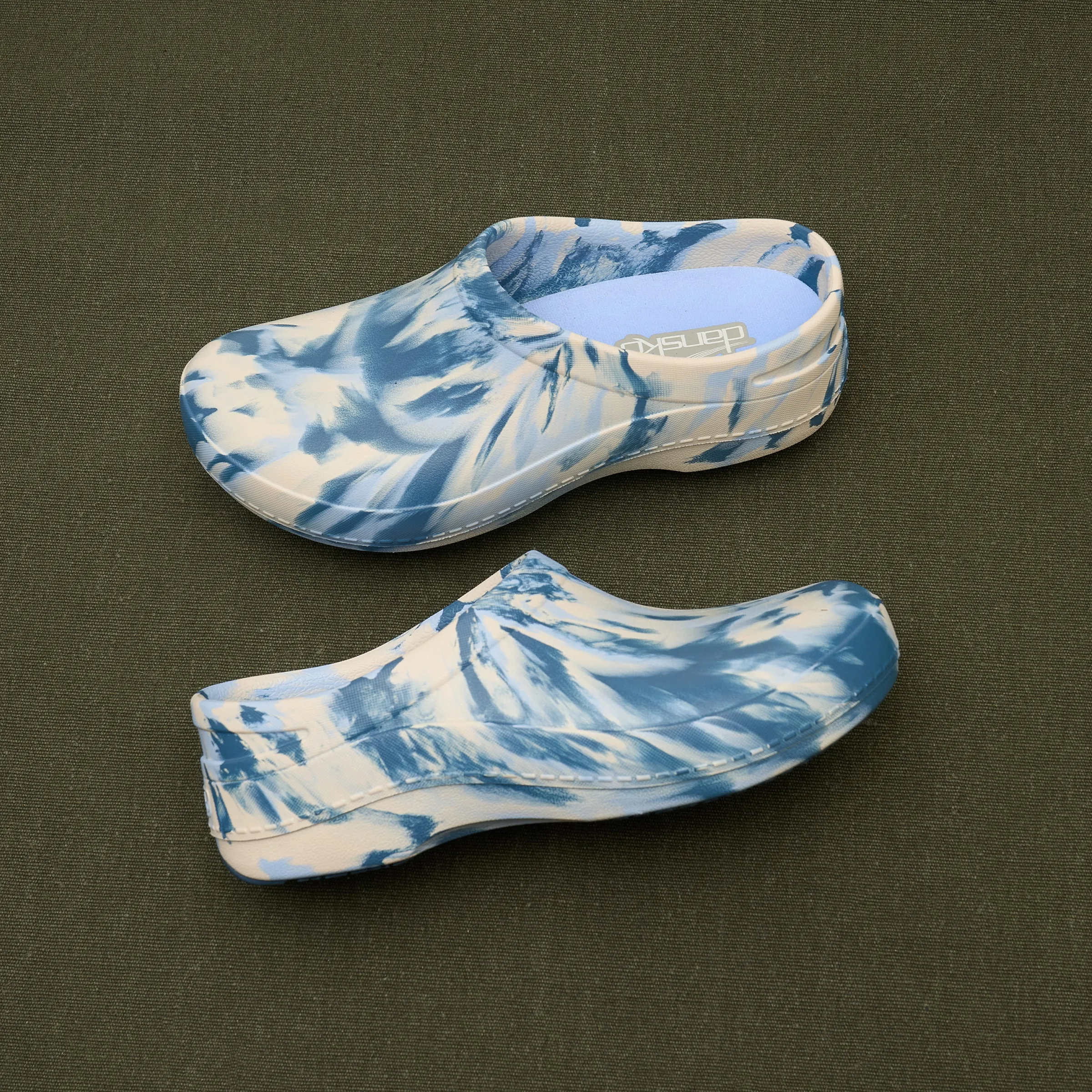 Kaci Sky Marbled Molded