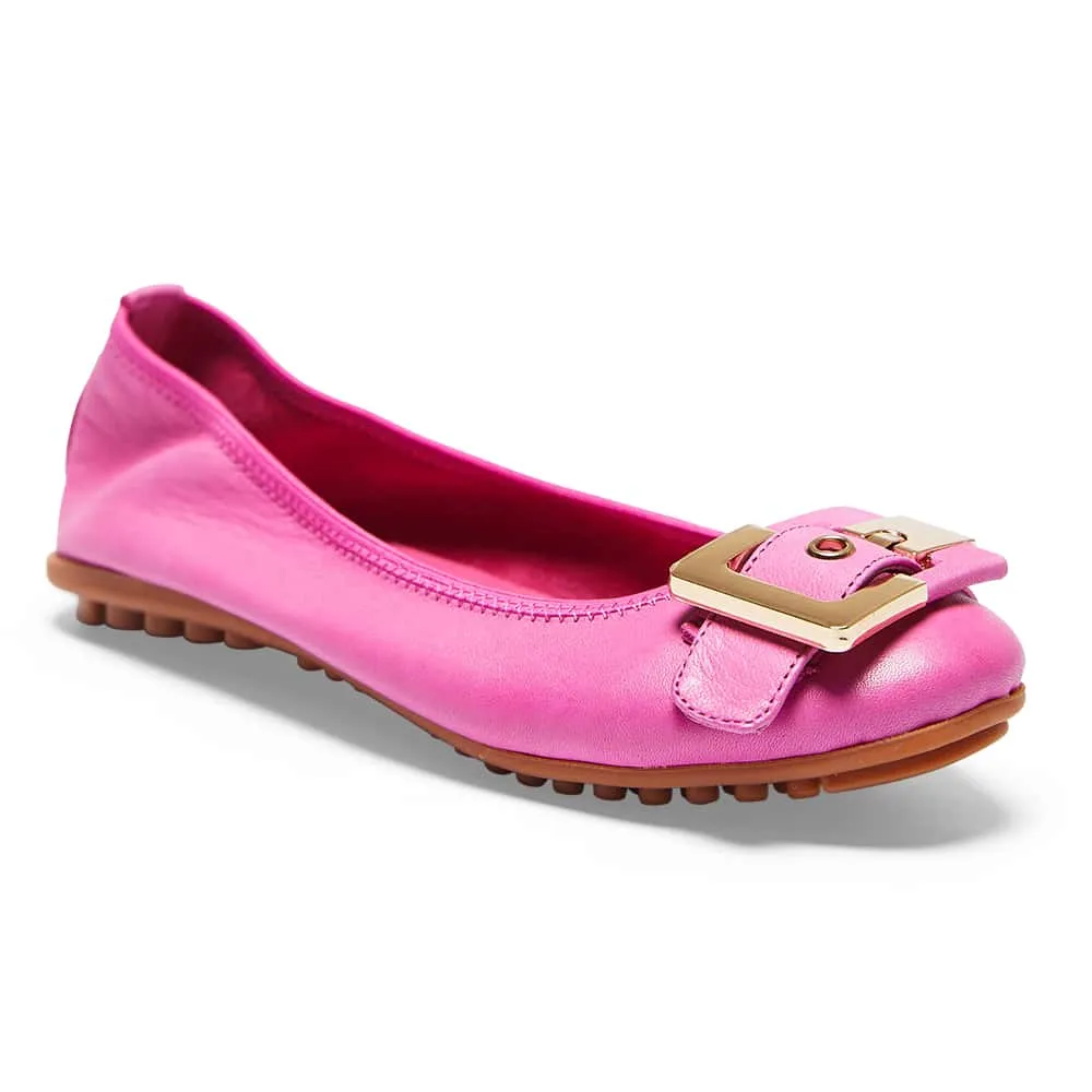 Pentagon Flat in Pink Leather